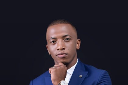 Dumi Mkokstad